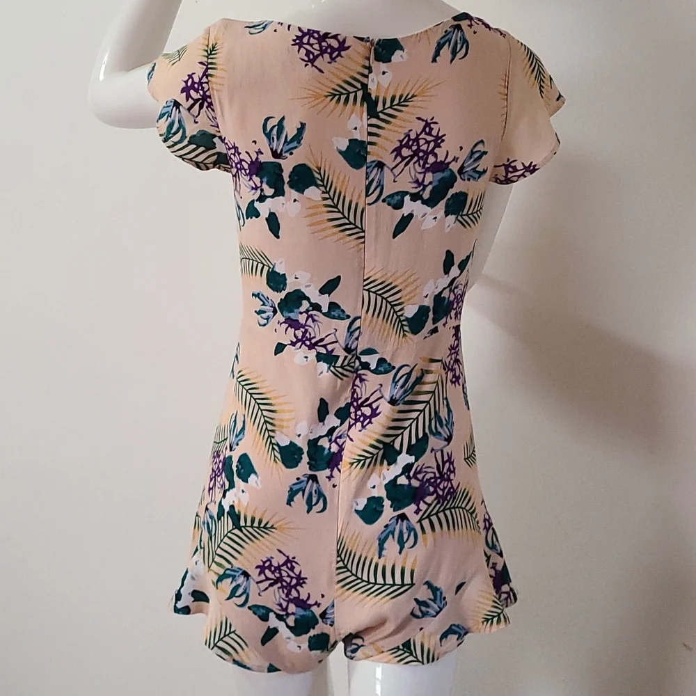 For love and lemons floral romper summer vacation beach - Picture 5 of 13